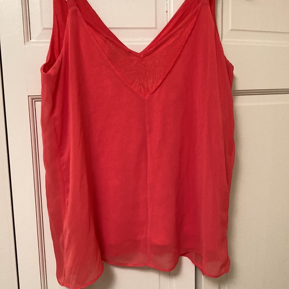 NWOT Kenneth Cole flowy camisole/shell- coral pink - Picture 2 of 5
